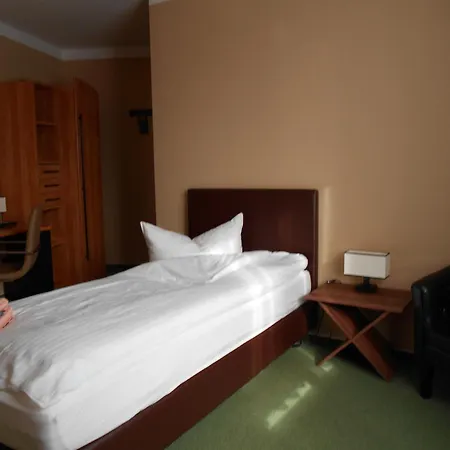 Siu Hotel 3*